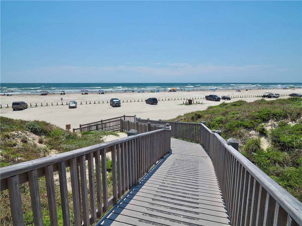 700 Island Retreat 48 Port Aransas TX 78373
