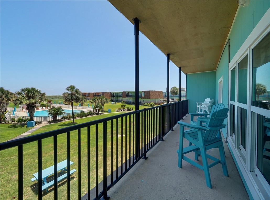 700 Island Retreat 48 Port Aransas TX 78373