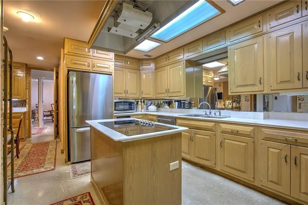4500 Ocean Dr 9a Corpus Christi TX 78412