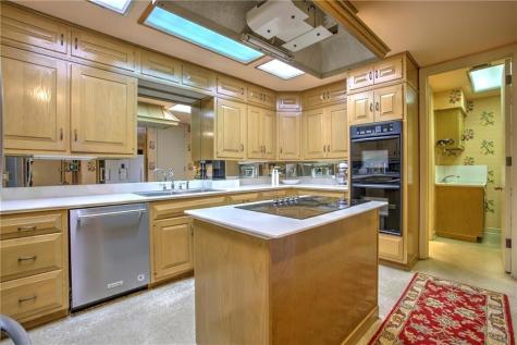 4500 Ocean Dr 9a Corpus Christi TX 78412