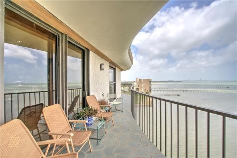 4500 Ocean Dr 9a Corpus Christi TX 78412
