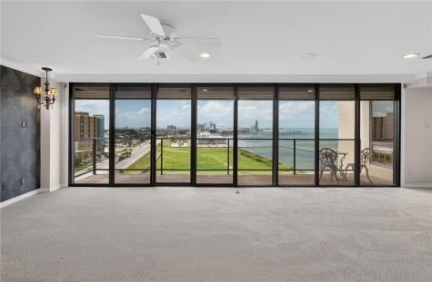 1400 Ocean Dr 1203c And 1204c Corpus Christi TX 78404