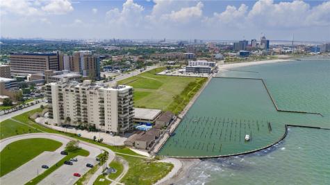 1400 Ocean Dr 1203c And 1204c Corpus Christi TX 78404