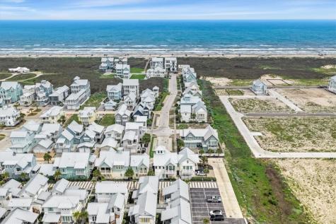 673 Center S 18 Port Aransas TX 78373