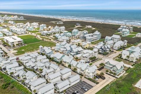 673 Center S 18 Port Aransas TX 78373