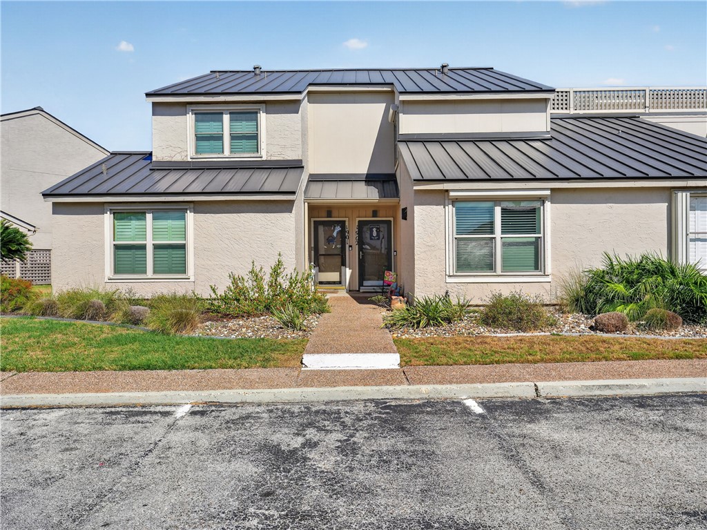 1902 Bayhouse Drive Rockport TX 78382