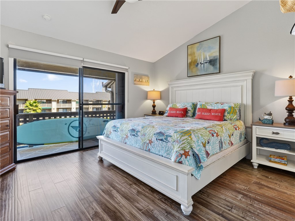 1902 Bayhouse Drive Rockport TX 78382