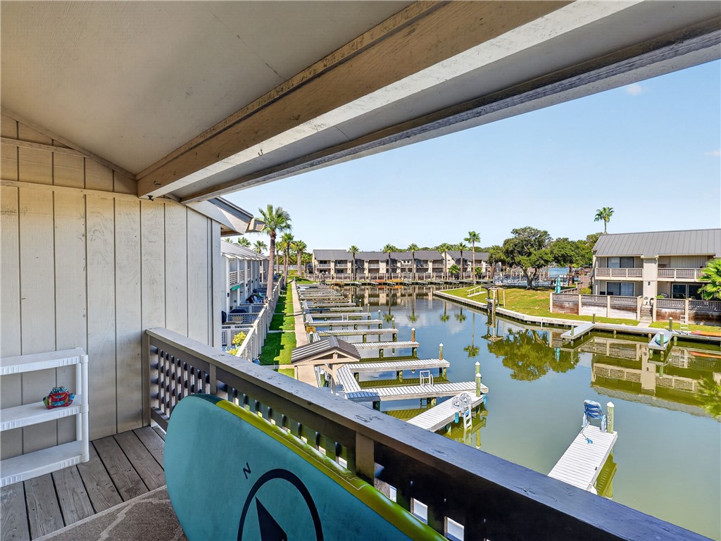 1902 Bayhouse Drive Rockport TX 78382