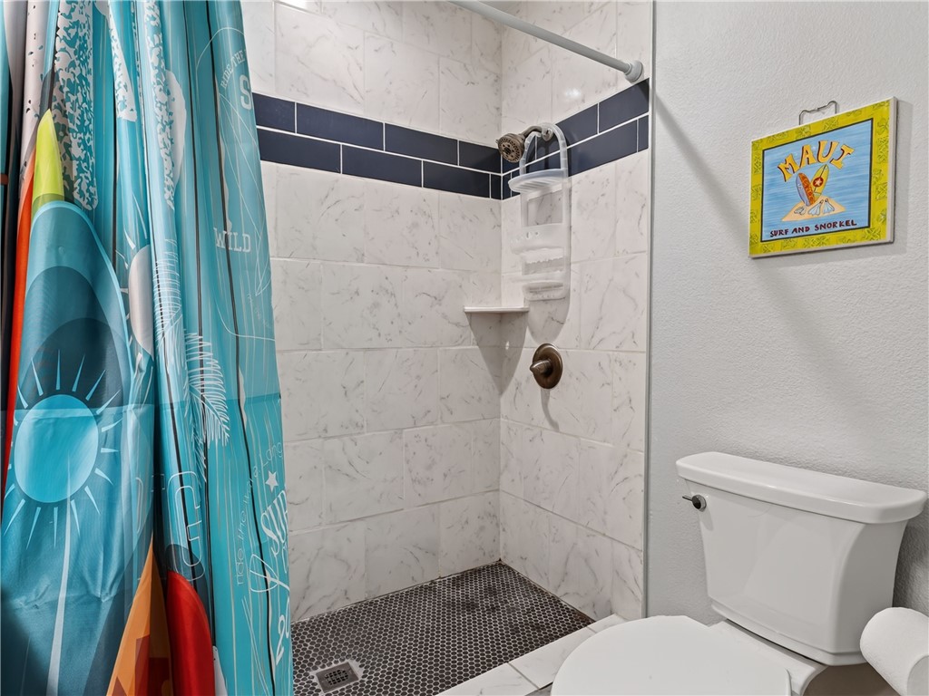 1902 Bayhouse Drive Rockport TX 78382