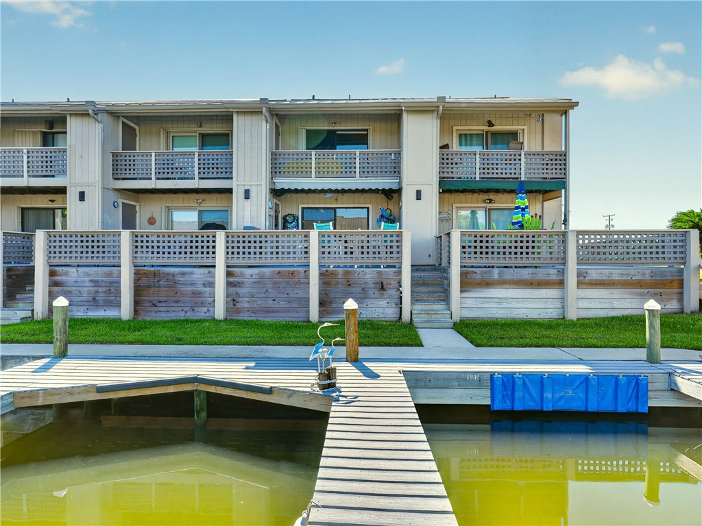 1902 Bayhouse Drive Rockport TX 78382