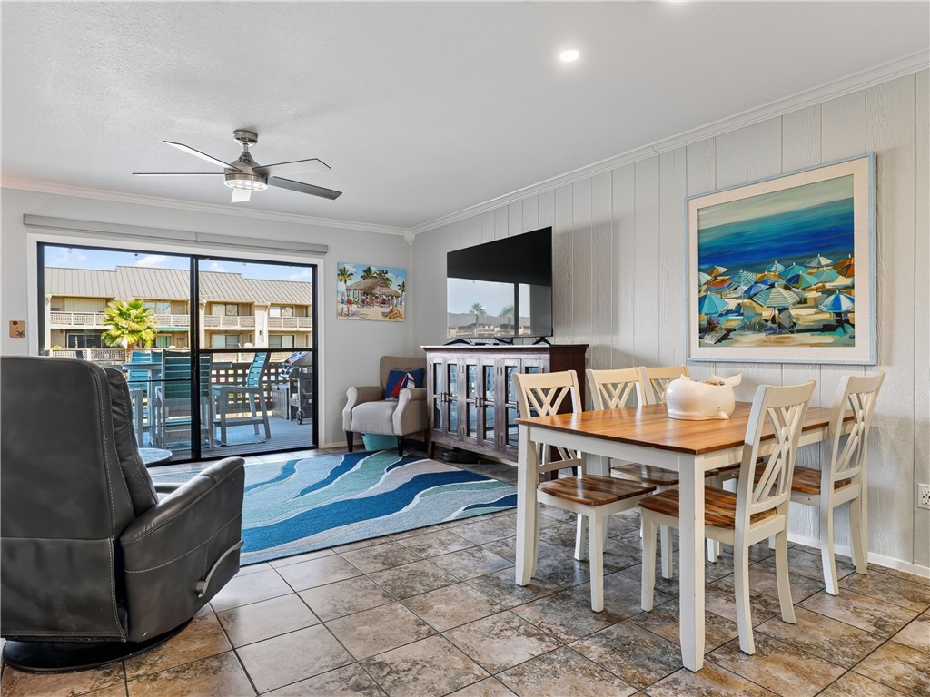 1902 Bayhouse Drive Rockport TX 78382