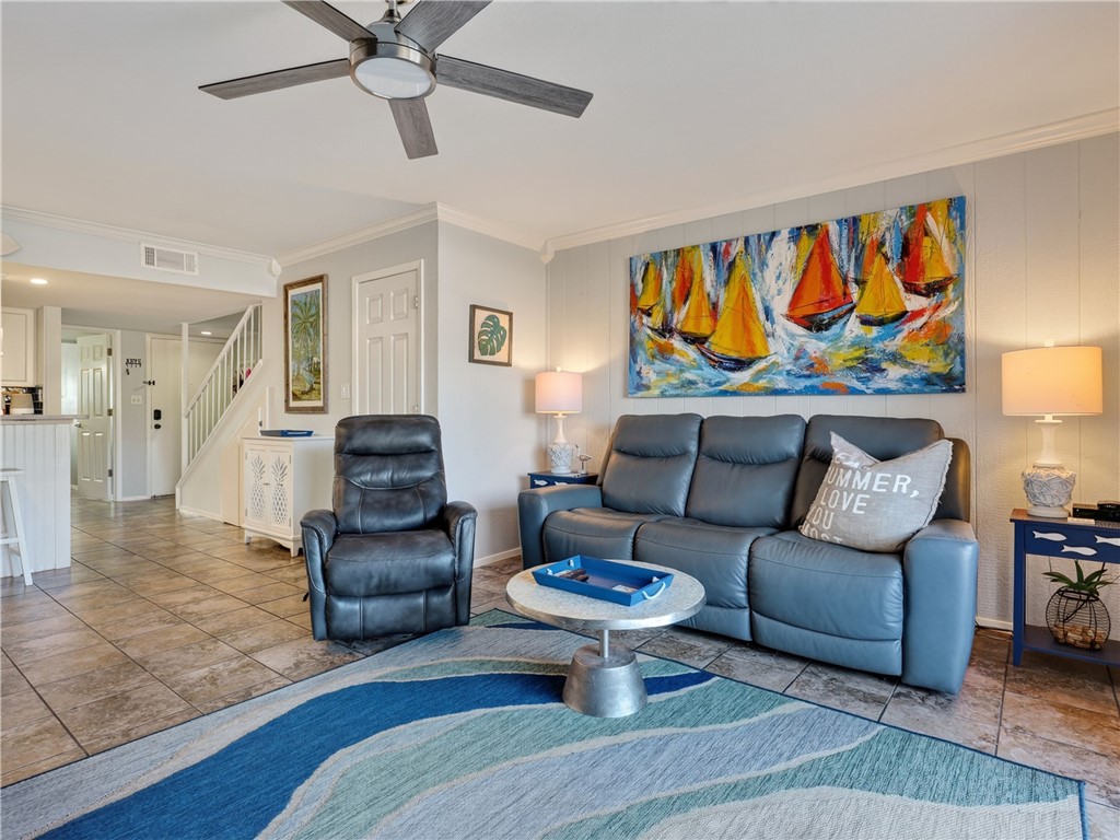 1902 Bayhouse Drive Rockport TX 78382