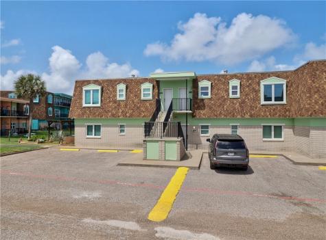 700 Island Retreat 37 Port Aransas TX 78373