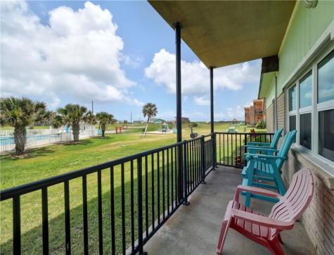 700 Island Retreat 37 Port Aransas TX 78373