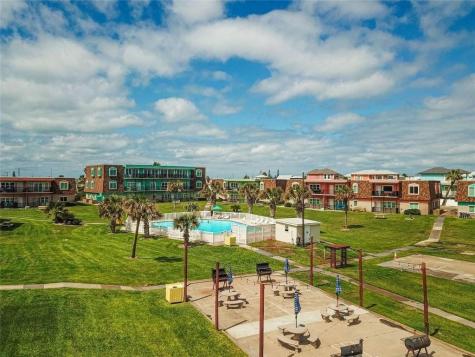 700 Island Retreat 37 Port Aransas TX 78373