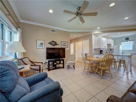 700 Island Retreat 37 Port Aransas TX 78373