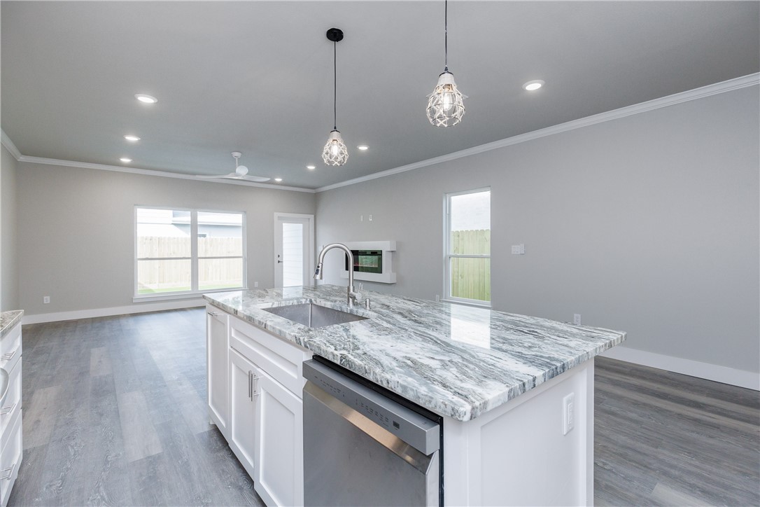 13970 Fortuna Bay Dr A Corpus Christi TX 78418