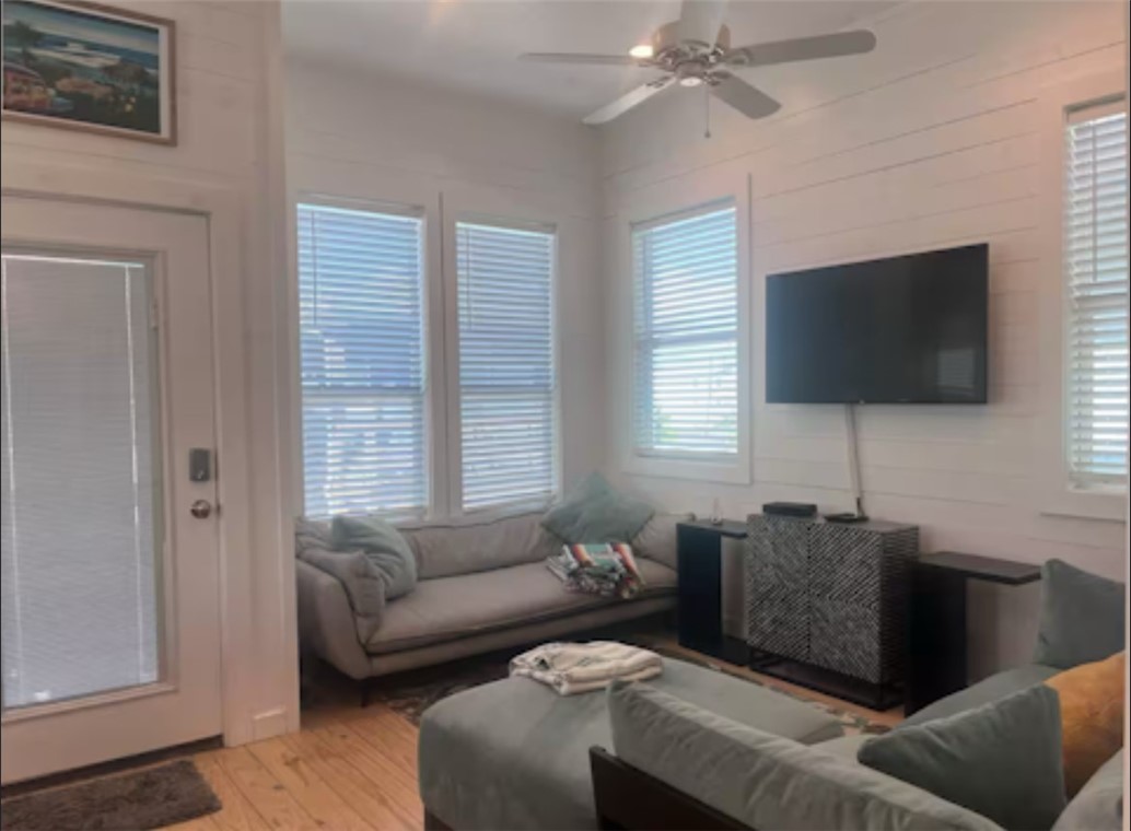 1624 S Eleventh Street 2 Port Aransas TX 78373
