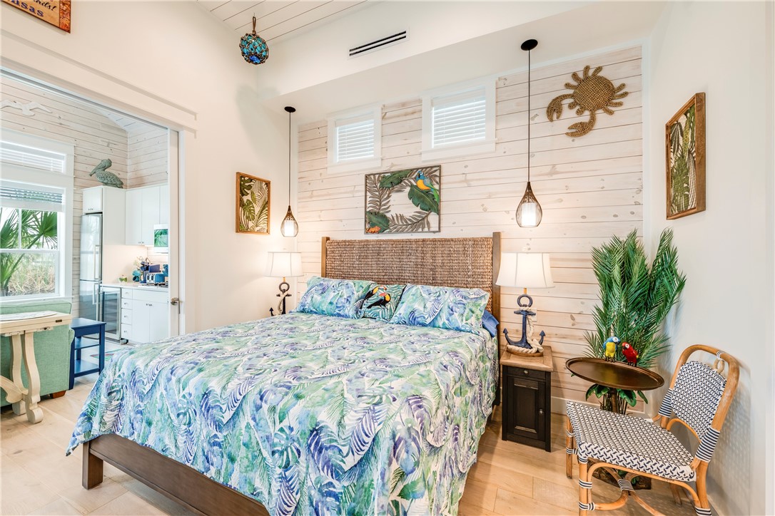 600 Center Square North 17 Port Aransas TX 78373