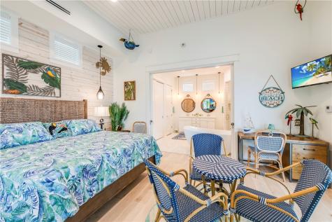 600 Center Square North 17 Port Aransas TX 78373