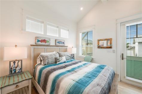 600 Center Square North 17 Port Aransas TX 78373