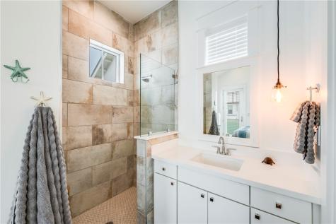 600 Center Square North 17 Port Aransas TX 78373
