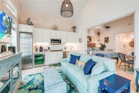 600 Center Square North 17 Port Aransas TX 78373