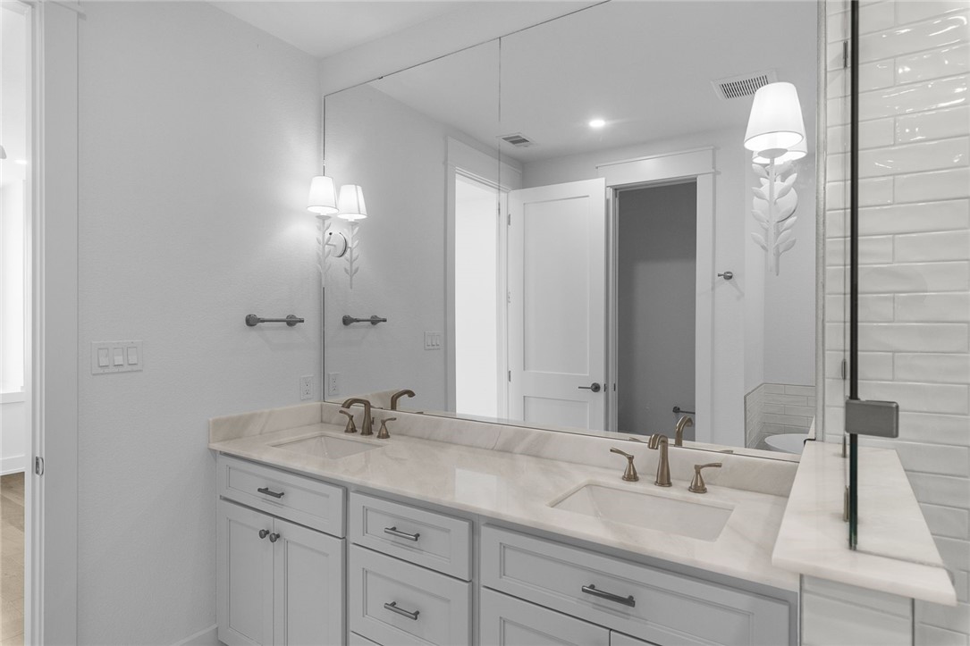 136 W Cotter Avenue 24 Port Aransas TX 78373