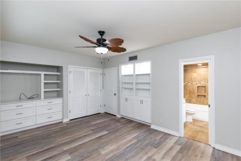 200 W Cotter Ave B-3 Port Aransas TX 78373