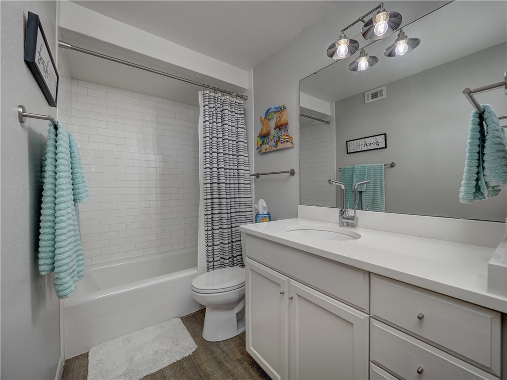 6649 Seacomber Drive 309 Port Aransas TX 78373