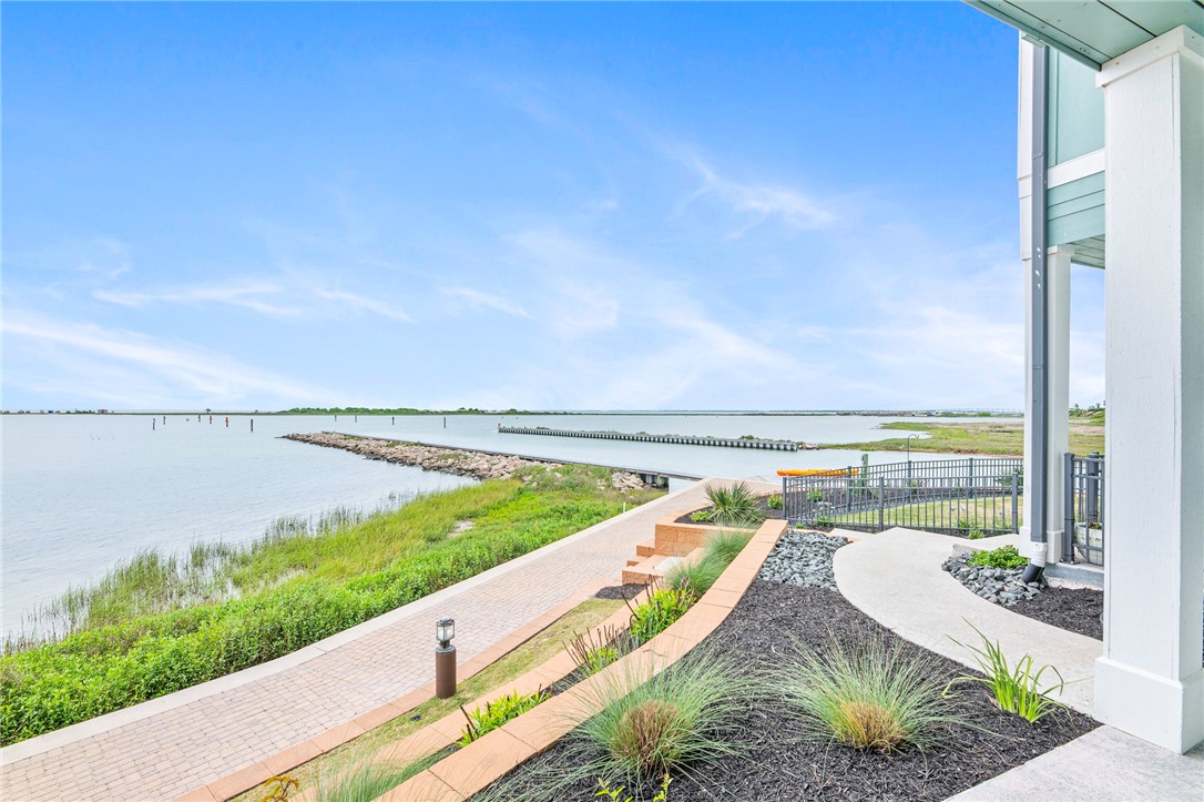 292 Reserve Lane 602 Rockport TX 78382