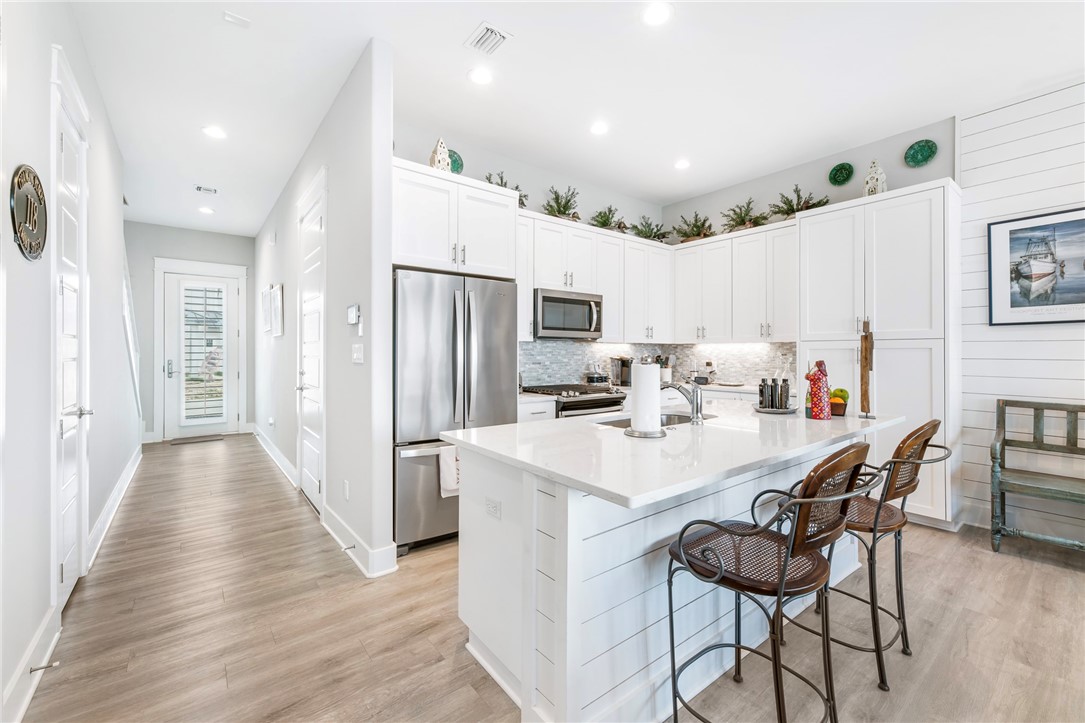 292 Reserve Lane 602 Rockport TX 78382