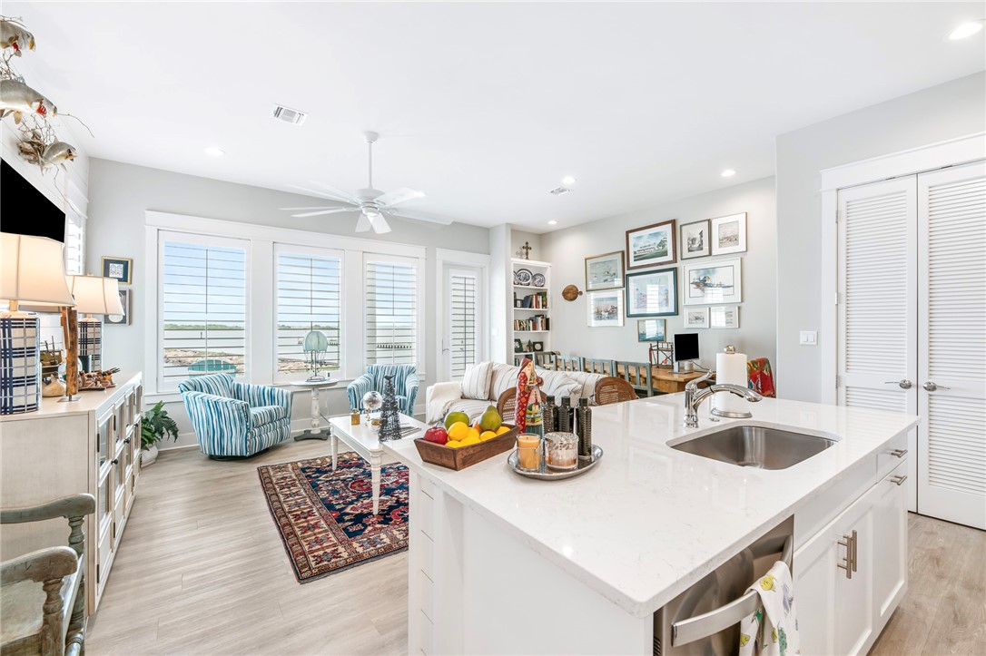 292 Reserve Lane 602 Rockport TX 78382