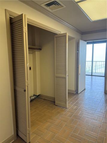 4350 Ocean Drive 301 Corpus Christi TX 78412
