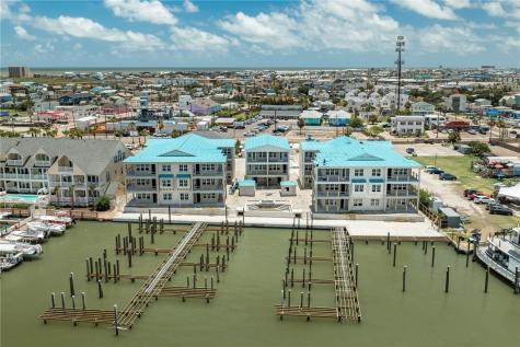 136 W Cotter Avenue 8 Port Aransas TX 78373