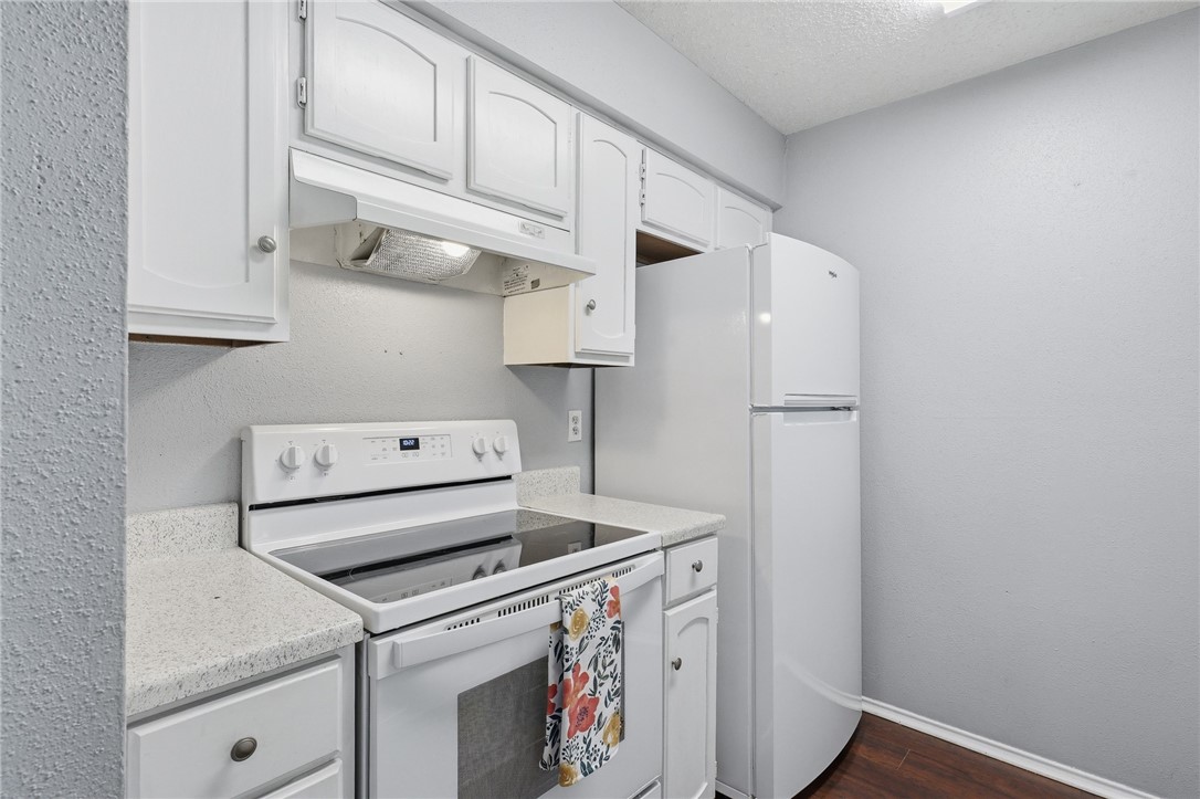 6702 Everhart U-104 Corpus Christi TX 78413