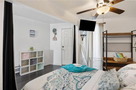 3938 Surfside Boulevard 3245 Corpus Christi TX 78402