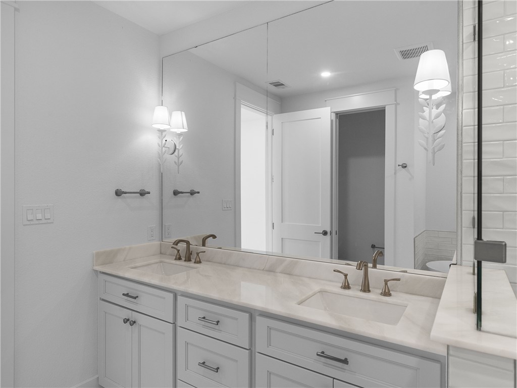 136 W Cotter Avenue 8 Port Aransas TX 78373
