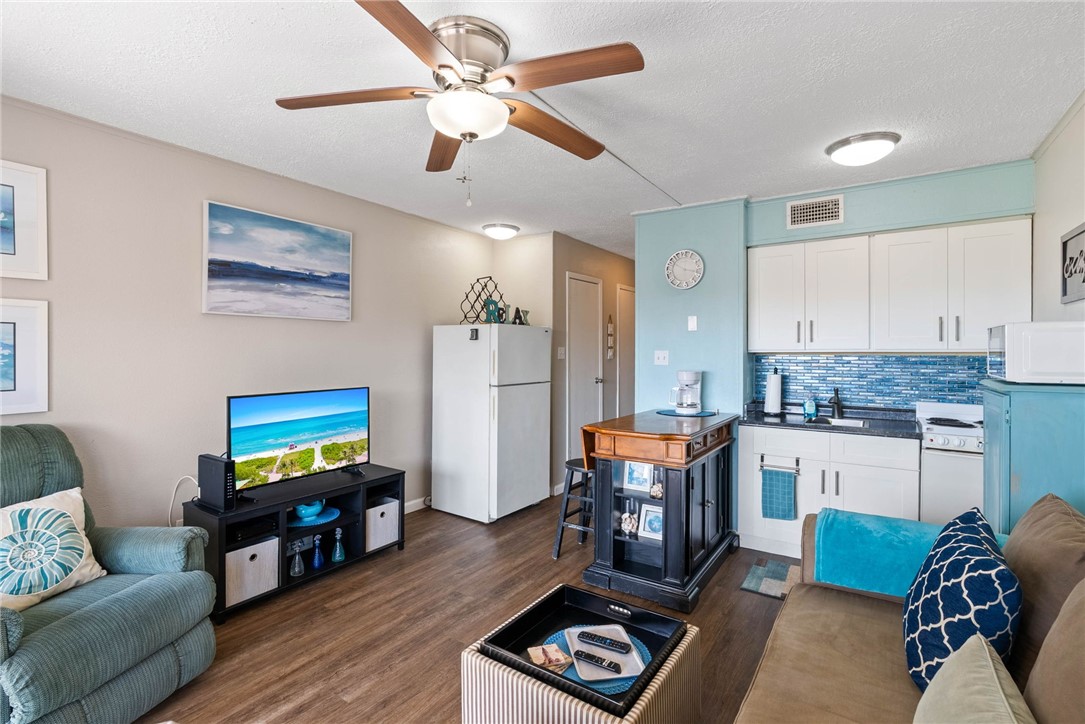 3938 Surfside Boulevard 1343 Corpus Christi TX 78402