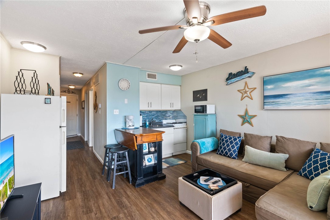 3938 Surfside Boulevard 1343 Corpus Christi TX 78402