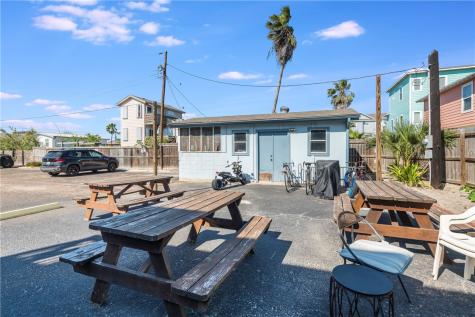 2025 S 11th Street 23 Port Aransas TX 78373