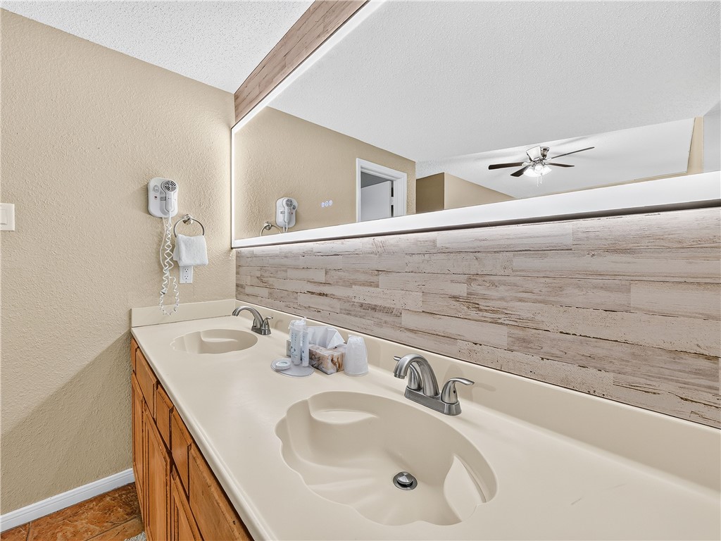 6317 State Highway 361 6108 Port Aransas TX 78373