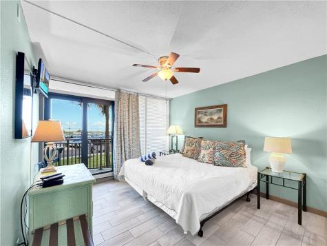 6649 Seacomber Drive 110 Port Aransas TX 78373