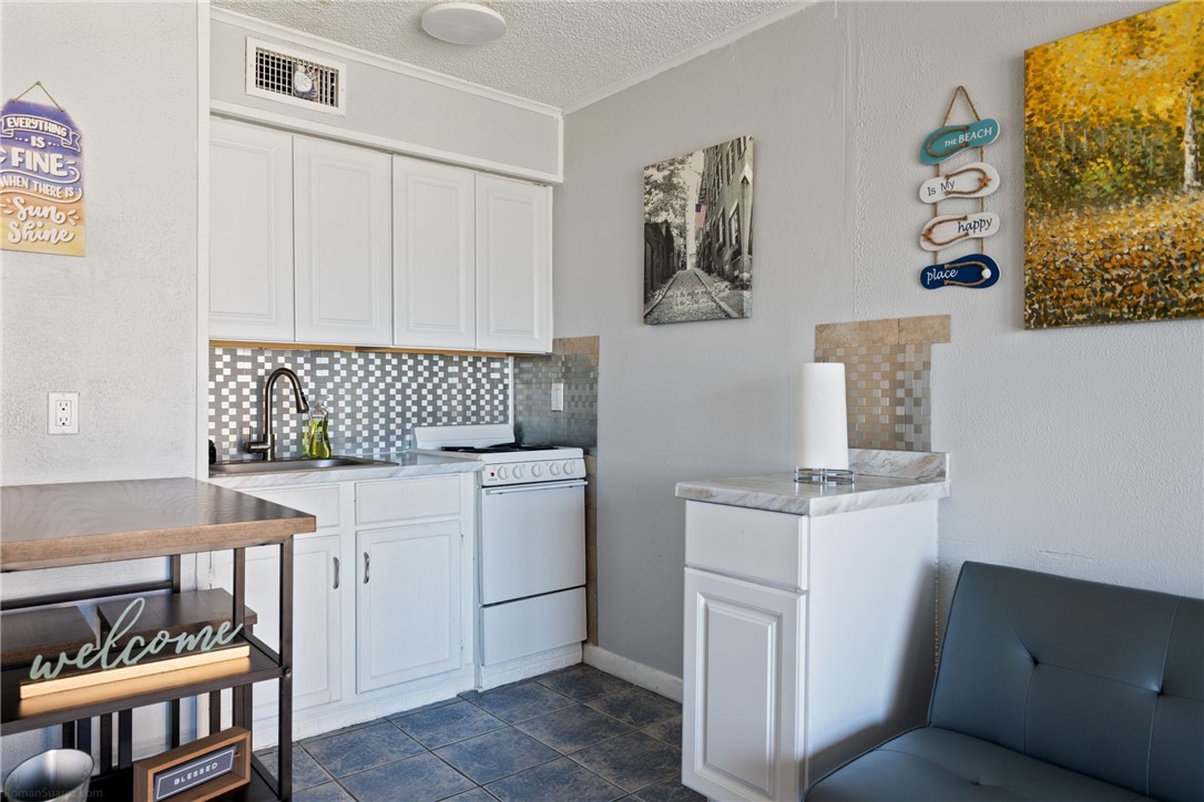 3938 Surfside Boulevard 3223 Corpus Christi TX 78402