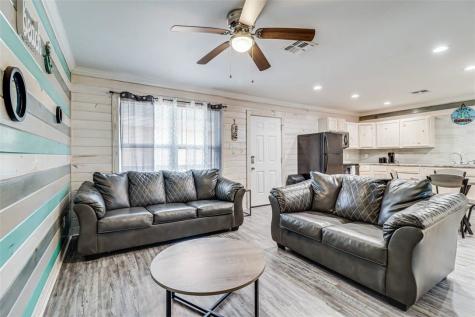 403 S 10th Street 1 Port Aransas TX 78373