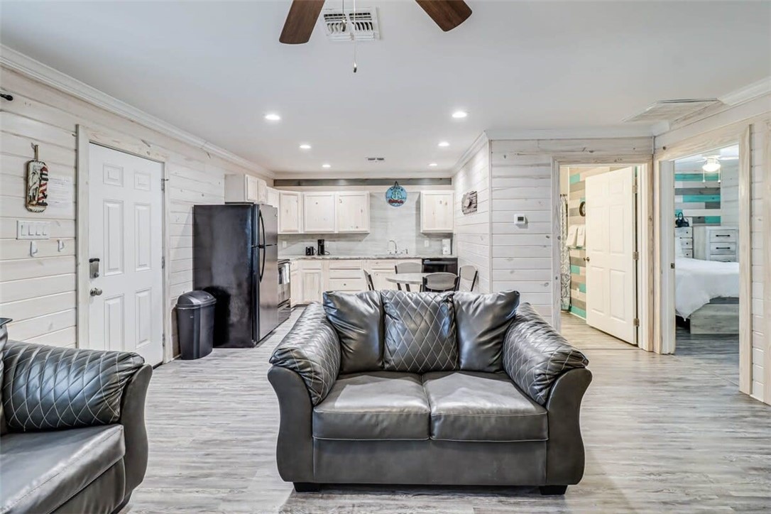 403 S 10th Street 1 Port Aransas TX 78373