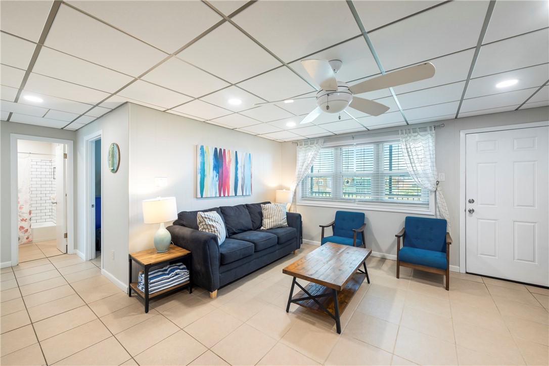 700 Island Retreat 32 Port Aransas TX 78373