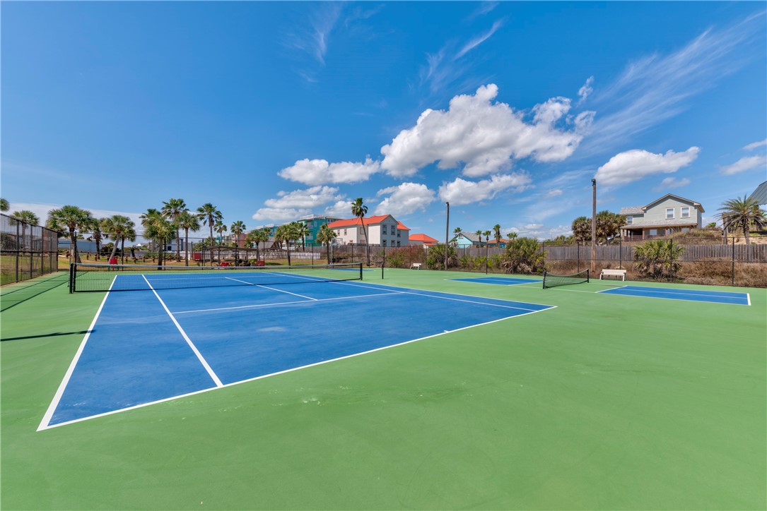 700 Island Retreat 32 Port Aransas TX 78373