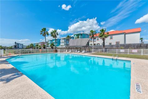 700 Island Retreat 32 Port Aransas TX 78373