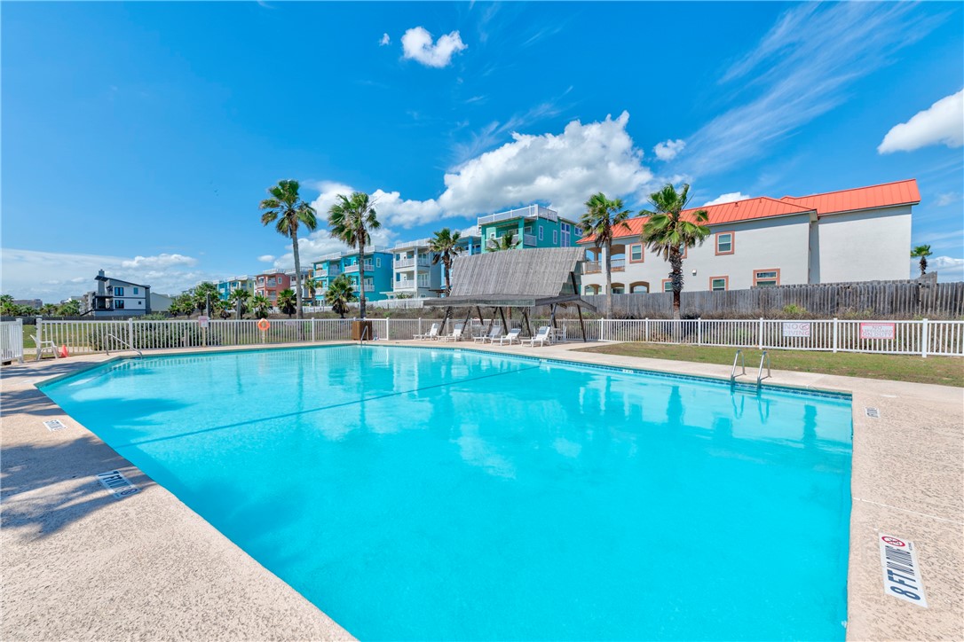 700 Island Retreat 32 Port Aransas TX 78373